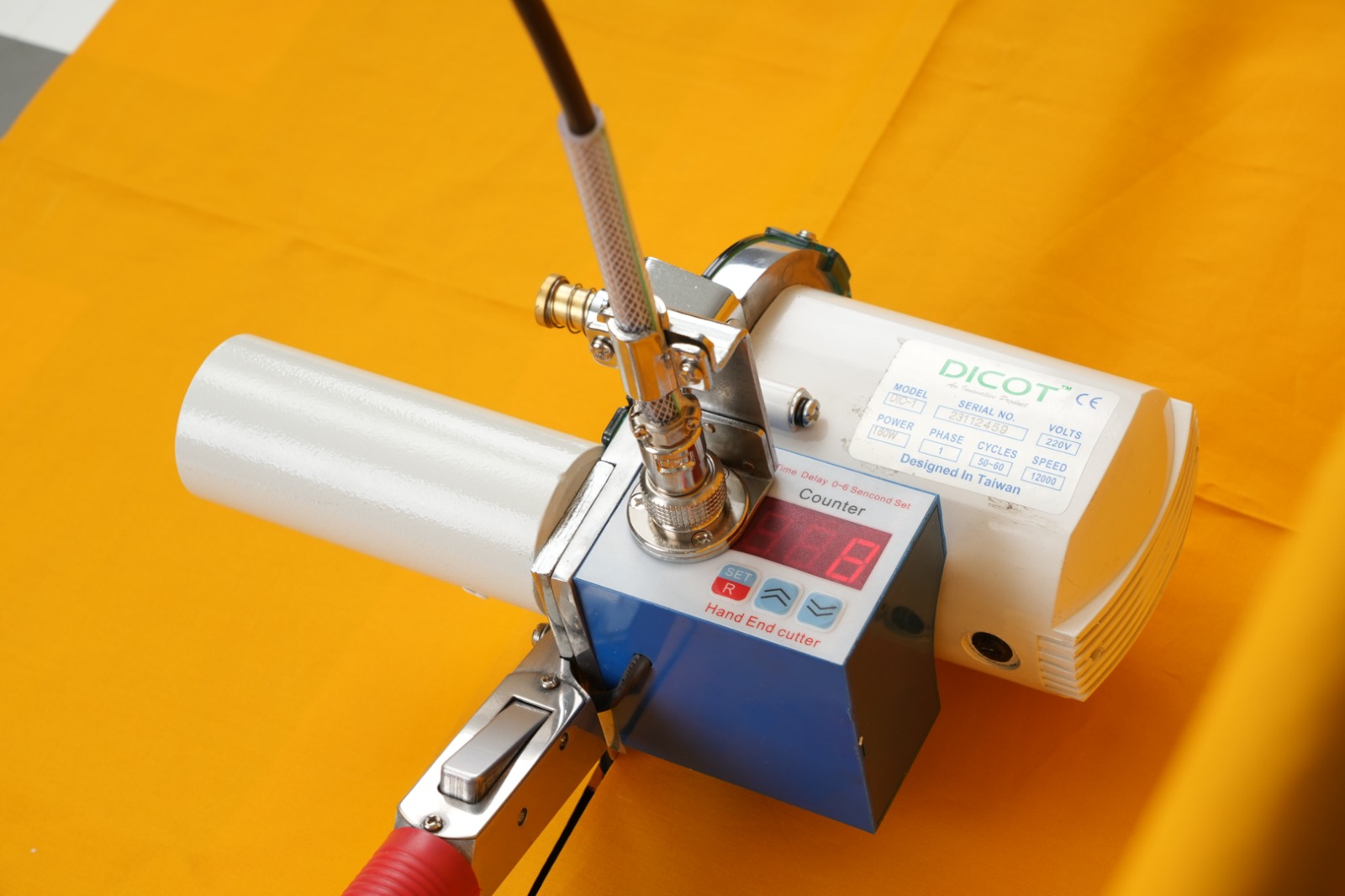 End Cutter DICOT - View 1